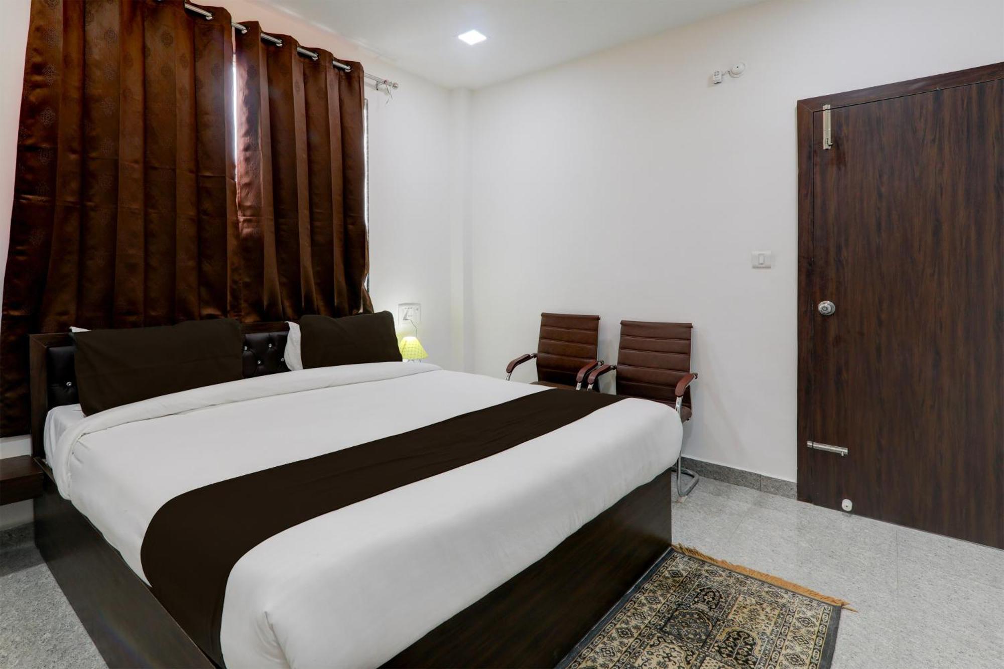 Super Hotel O Flagship Hotel Mk Palace Лакнау Екстериор снимка