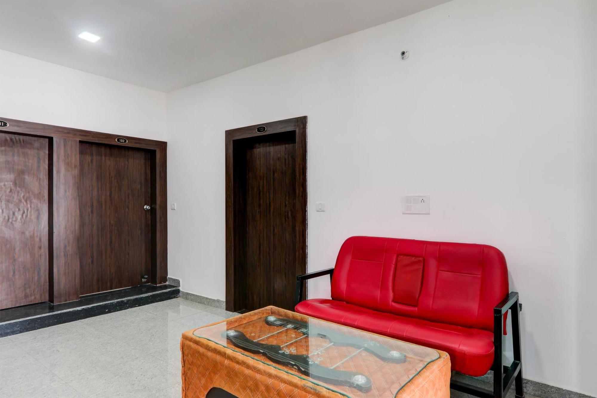 Super Hotel O Flagship Hotel Mk Palace Лакнау Екстериор снимка